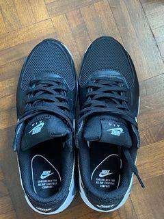 WMNS Nike Air Max Excee US8