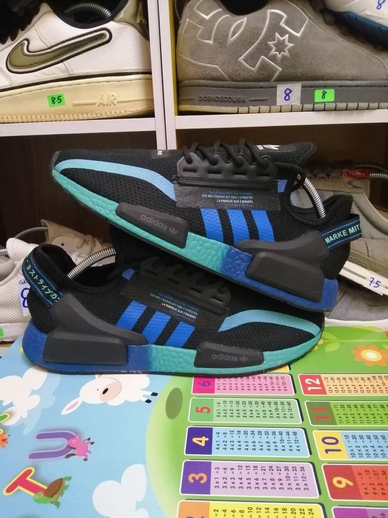 ADIDAS NMD R1 V2 AQUA 10.5uk 45.5EUR 28CM