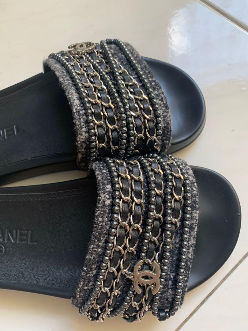 Chanel chain slides outlet