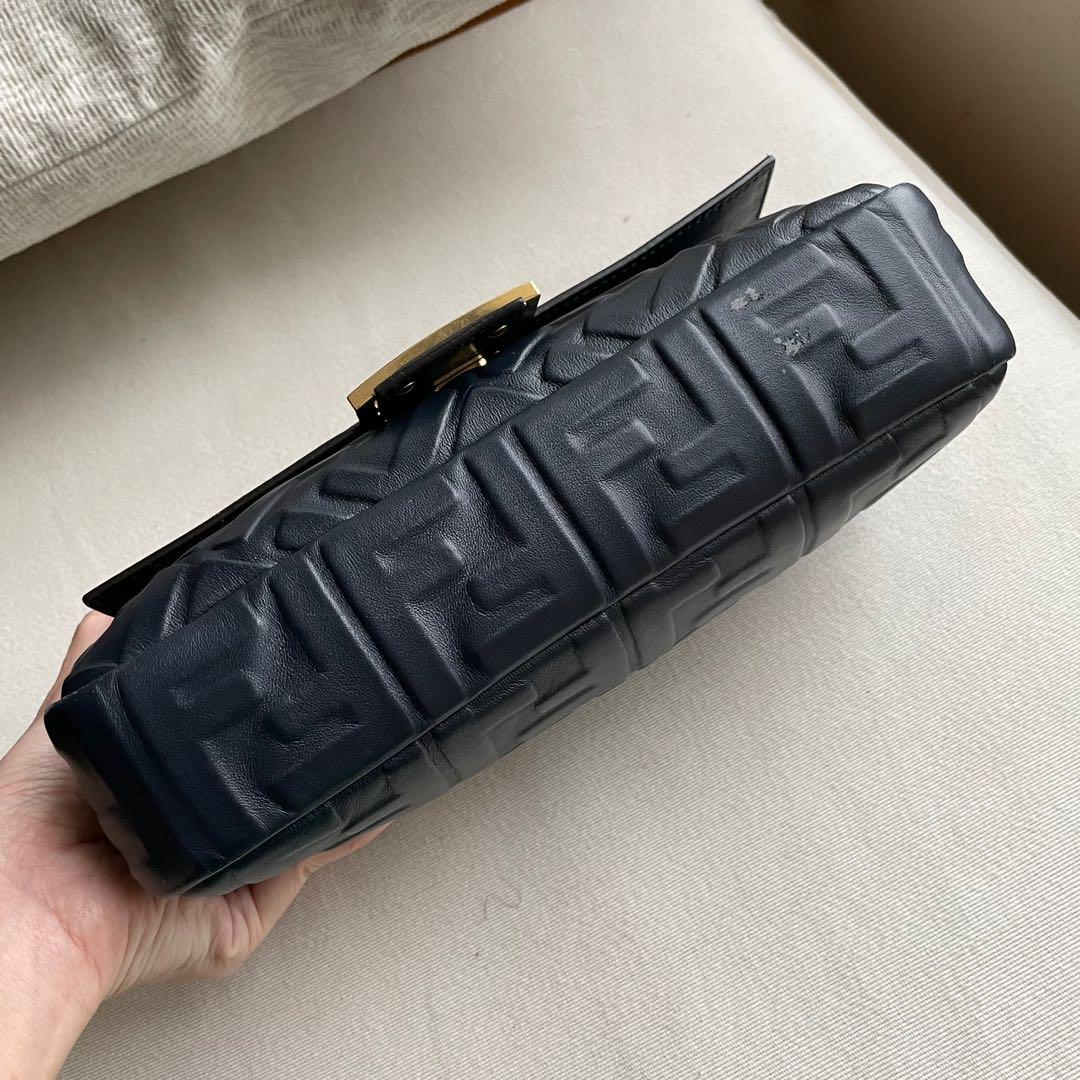 Fendi baguette 2025 navy