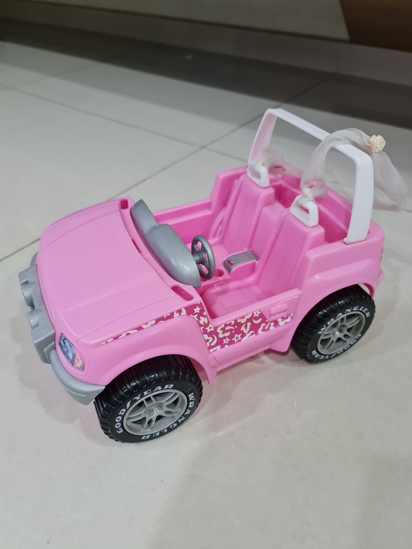 Barbie Pink Car, Hobbies & Toys, Toys & Games on Carousell