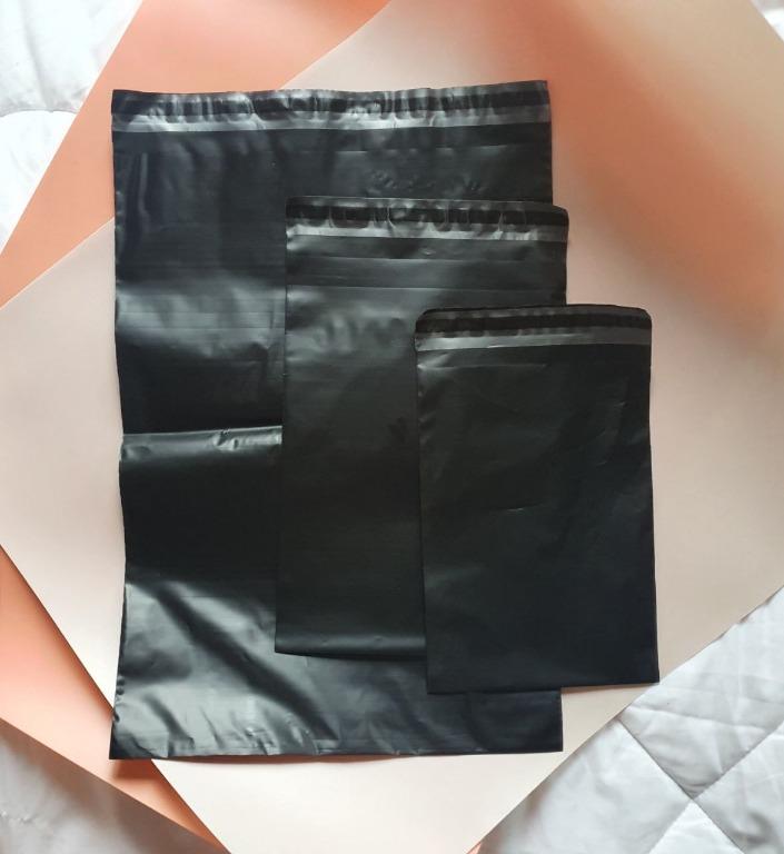 Black Poly Mailer Bag (Category: Everything Else Others) located in Las Pinas. Submitted by sameoldkid (Listing ID 1098272511, Image 1). Description: -- Read more to see product description -- Black Poly Mailer Bags XL (82pcs) - 28x38cm M (18pcs) - 18x25cm S (66pcs) - 15x20cm Get all for Php 499 XL only for Php 300 M only for Php 200 S only for Php 40 SHIPPING GoGo Xpress: Php 100/Php 120 Same-day delivery: Please PM to arrange RFS Extra supply P