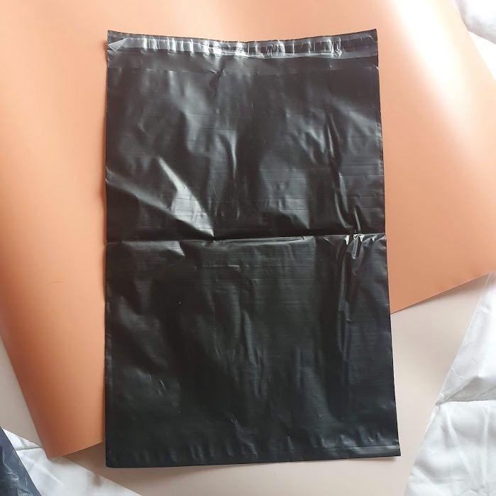 Black Poly Mailer Bag (Category: Everything Else Others) located in Las Pinas. Submitted by sameoldkid (Listing ID 1098272511, Image 2). Description: -- Read more to see product description -- Black Poly Mailer Bags XL (82pcs) - 28x38cm M (18pcs) - 18x25cm S (66pcs) - 15x20cm Get all for Php 499 XL only for Php 300 M only for Php 200 S only for Php 40 SHIPPING GoGo Xpress: Php 100/Php 120 Same-day delivery: Please PM to arrange RFS Extra supply P