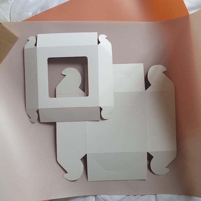 Box and Lid Packaging (Category: Everything Else Others) located in Las Pinas. Submitted by sameoldkid (Listing ID 1098281585, Image 3). Description: -- Read more to see product description -- Box and Lid Packaging 6x6x3in 35 pcs Get all 35 for Php 300 Each for Php 9 RFS Extra supply Originally bought for Php 17/ea SHIPPING GoGo Xpress: Php 100 Same-day delivery: Plea se PM to arrange.