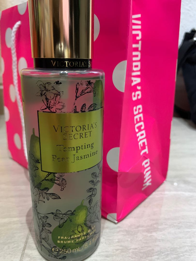 BRAND NEW VICTORIA SECRET VS tempting pear jasmine body mist