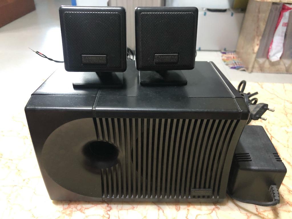 CAMBRIDGE SOUNDWORKS 2.1 speaker