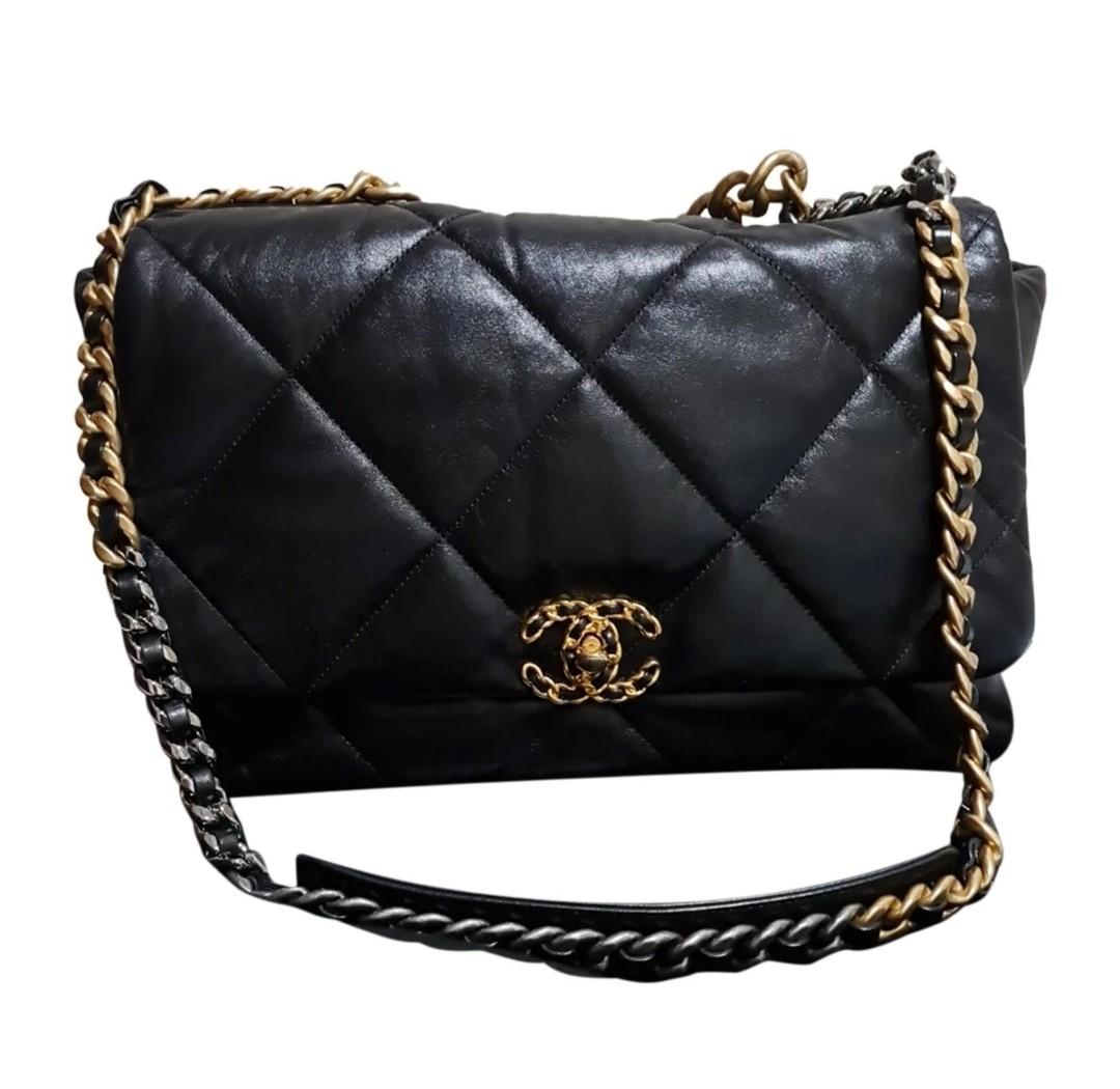 CHANEL 19 MAXI FLAP BAG IN BLACK, Luxury, Bags & Wallets on Carousell