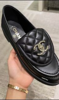 （分類：）位於 。 由 luxurytholic 提交（商品編號 1098241997，圖片 1）。簡介： 。