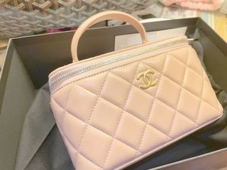 （分類：）位於 。 由 mschili 提交（商品編號 1098411697，圖片 1）。簡介： 。