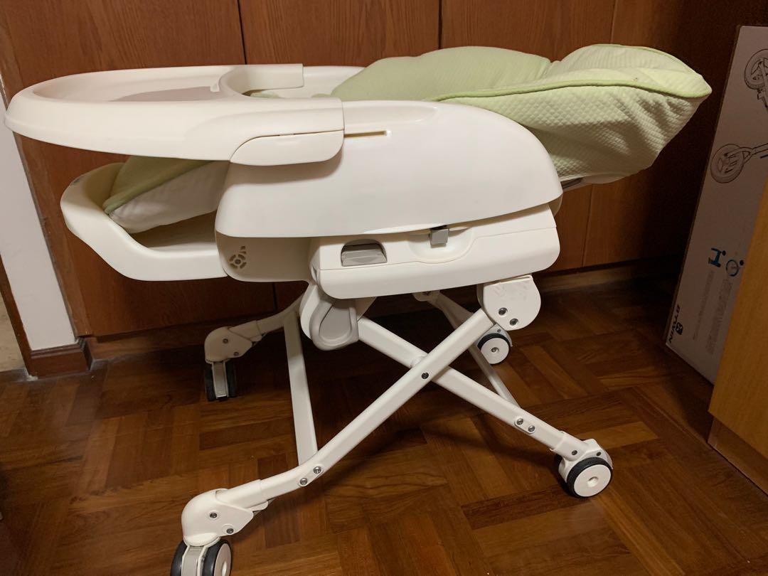 Combi Baby Rocker Combi baby rocker/ high chair/ feeding, Babies & Kids, Baby Nursery ...