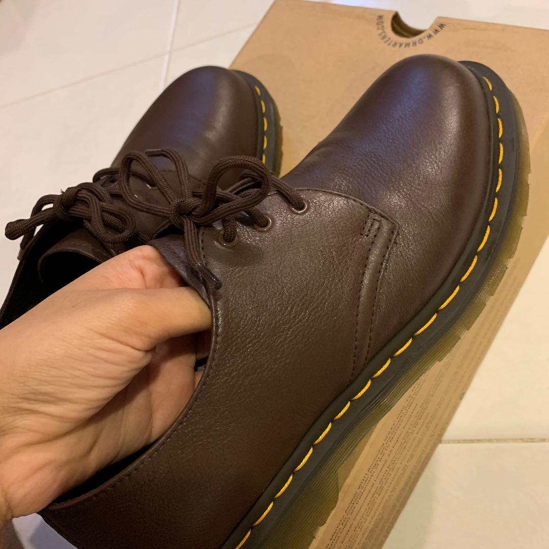 Dr Martens 1461 Virginia Dark Brown Oxford Shoes, Men's Fashion, Footwear,  Dress Shoes on Carousell
