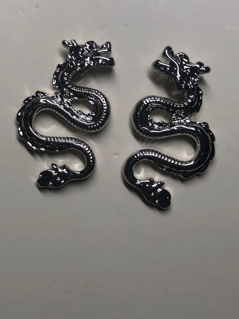 dragon earrings lovisa dragon earrings y2k goth emo dark