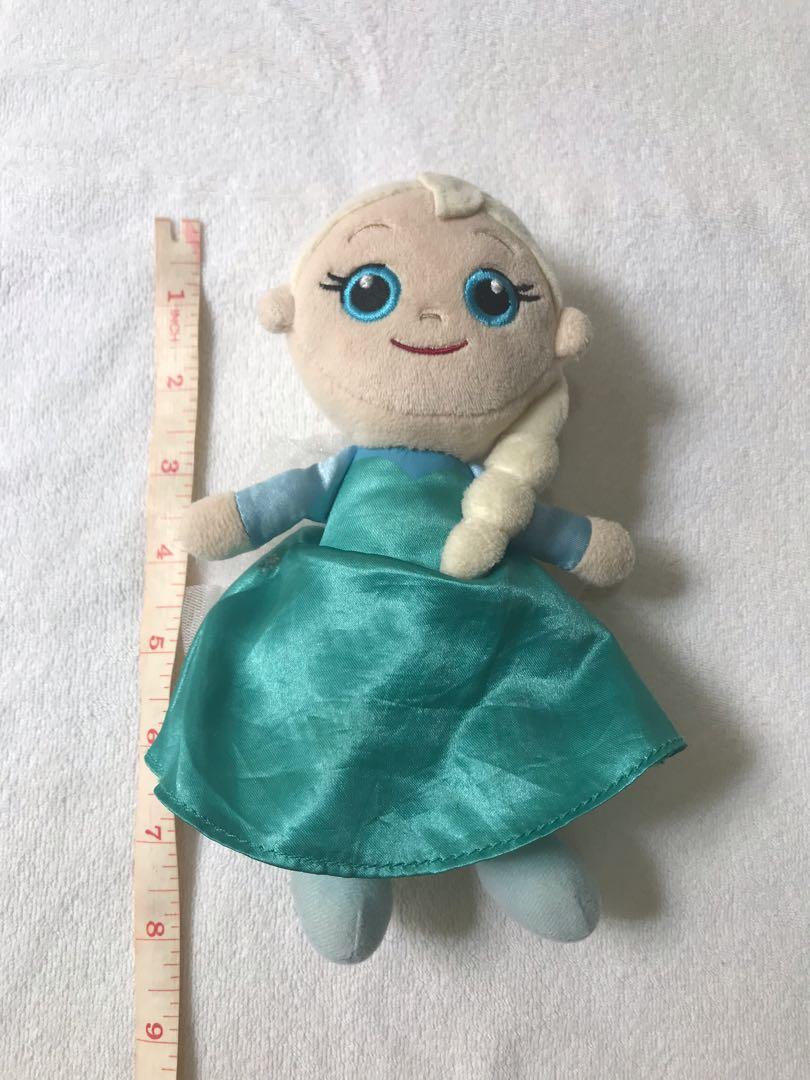 Elsa Frozen plush toy, Hobbies & Toys, Toys & Games on Carousell