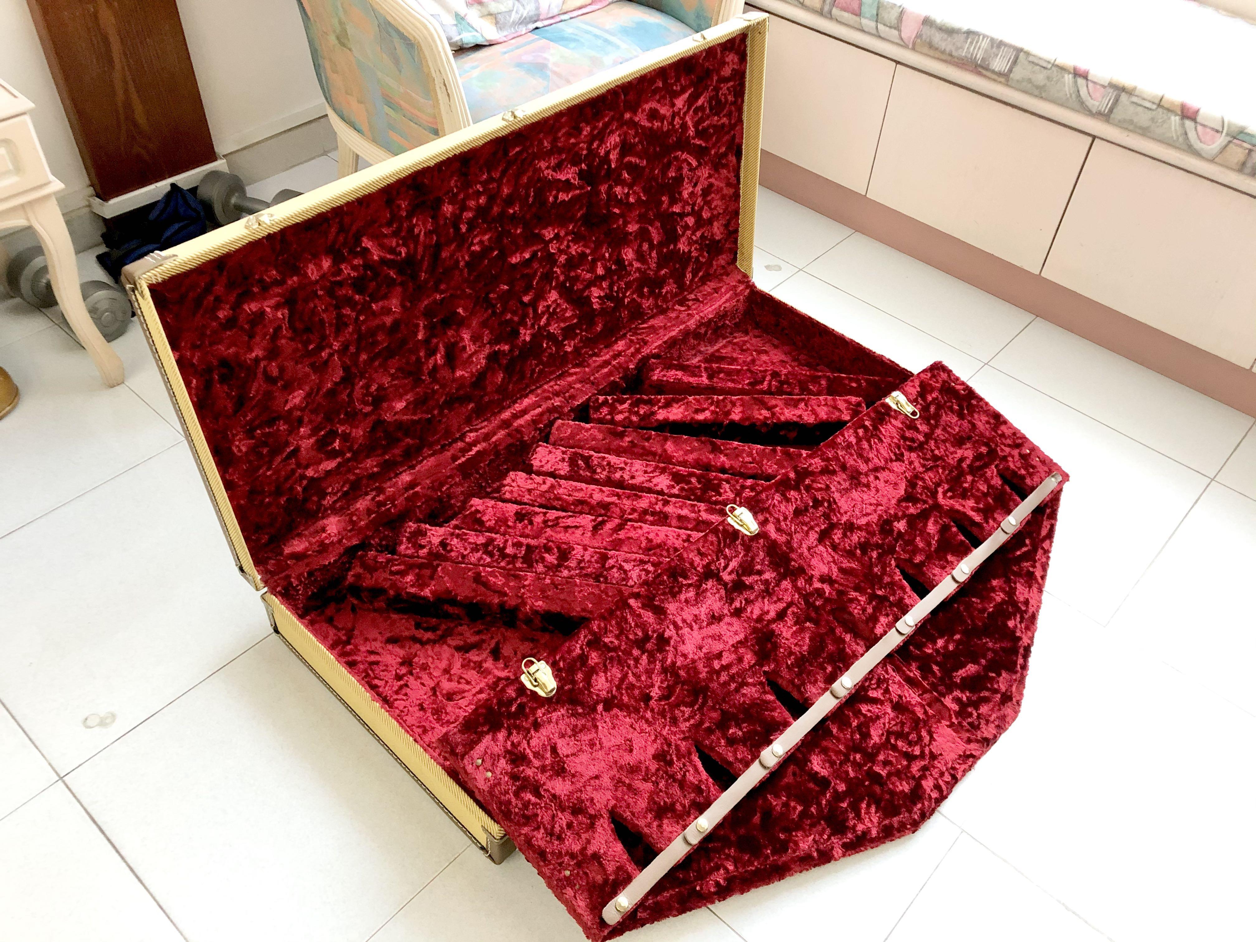 Fender Classic Series 7Guitar Case Stand, Tweed, Hobbies & Toys, Music