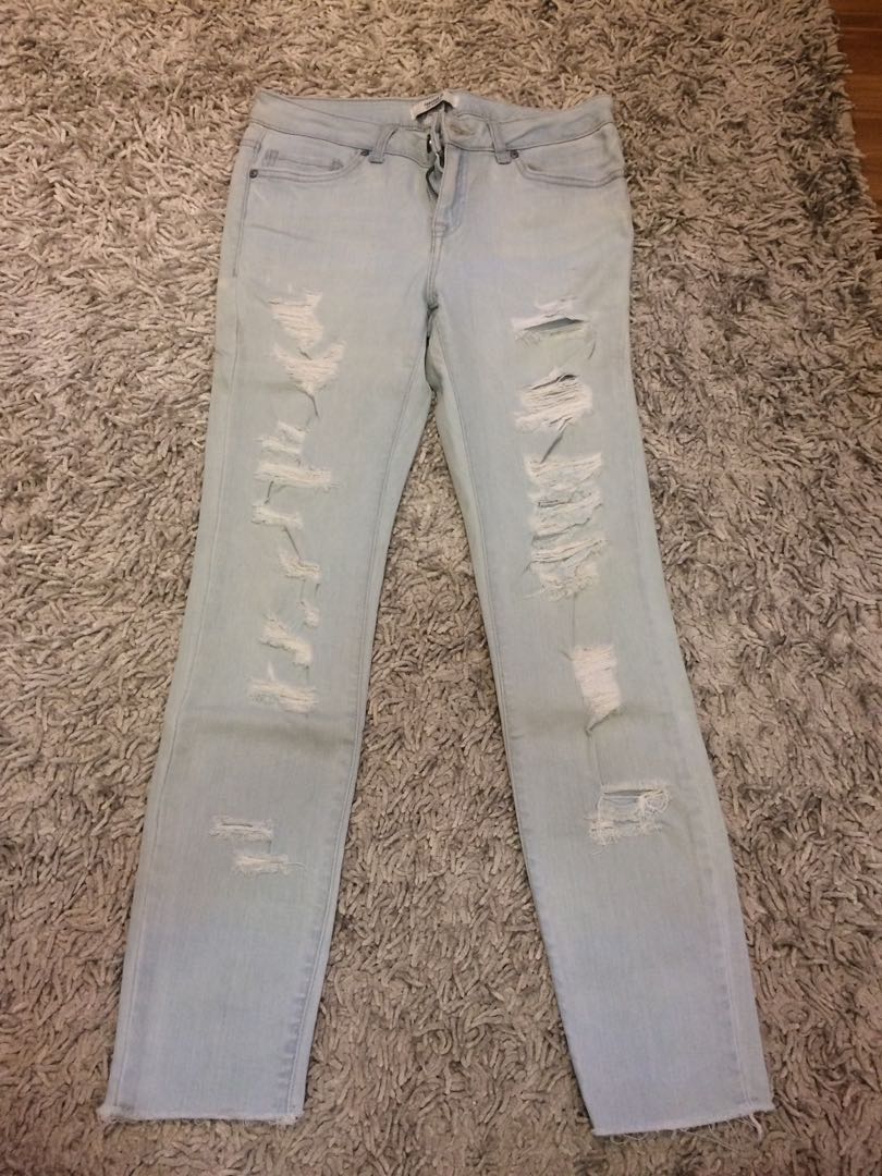 forever 21 ripped jeans, Fesyen Wanita 