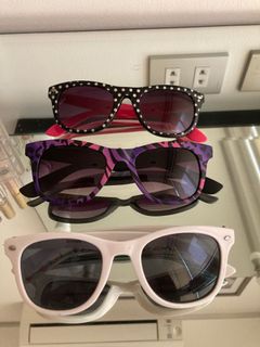 (Category: ) located in . Submitted by clothes222_ (Listing ID 1098280793, Image 1). Description: .