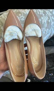 (Category: ) located in . Submitted by rosha123 (Listing ID 1098242624, Image 1). Description: .