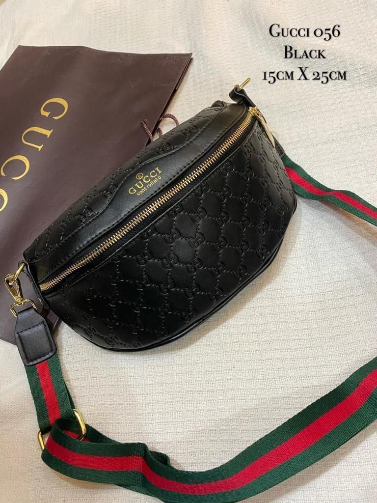 Gucci pouch bag womens sales
