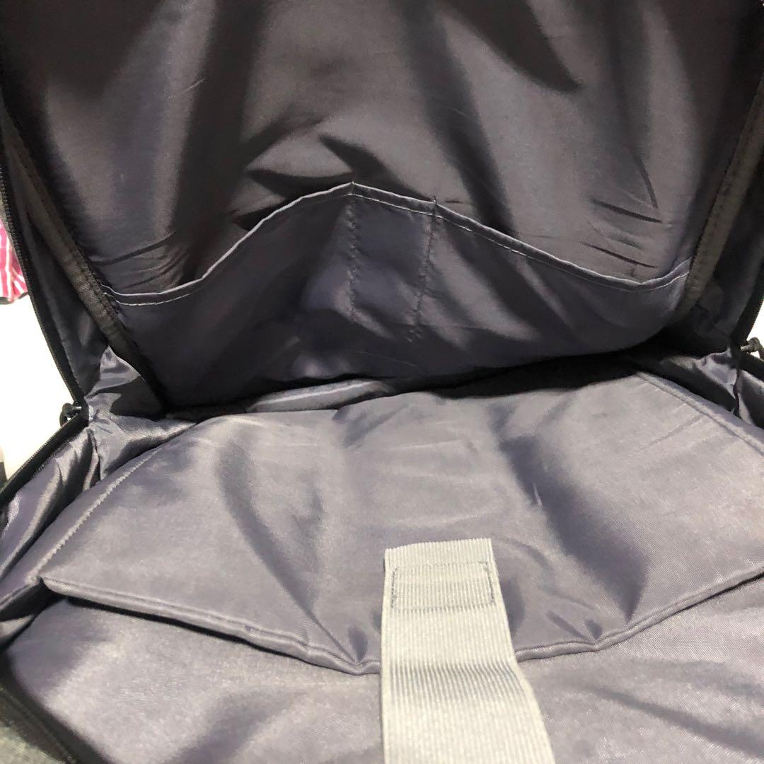Huawei Laptop Backpack Swift Bag (Category: Laptop Bags & Sleeves) located in San Carlos. Submitted by preownednned (Listing ID 1098395786, Image 3). Description: AVAILABLE AS LONG AS IT IS POSTED!! May bawas pa sa sure buyers Used once Legit No flaws, tinanggalan lang ng plastic and tag but i can assure you that it is legit. See last photo for dimensions. Shopee checkout available, add lang for transaction fee rfs. mas prefer ko handbag .