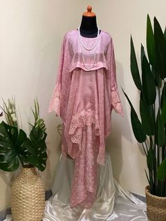 (Category: ) located in . Submitted by kebayakaftanbatik (Listing ID 1098285372, Image 1). Description: .