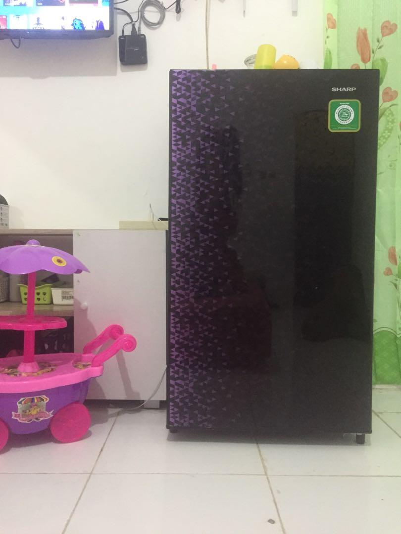 Kulkas Sharp 1 Pintu, Kitchen & Appliances di Carousell