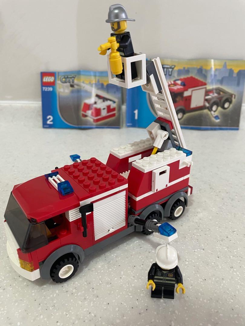 desinficere Ægte grill Lego City Fire Truck 7239, Hobbies & Toys, Toys & Games on Carousell
