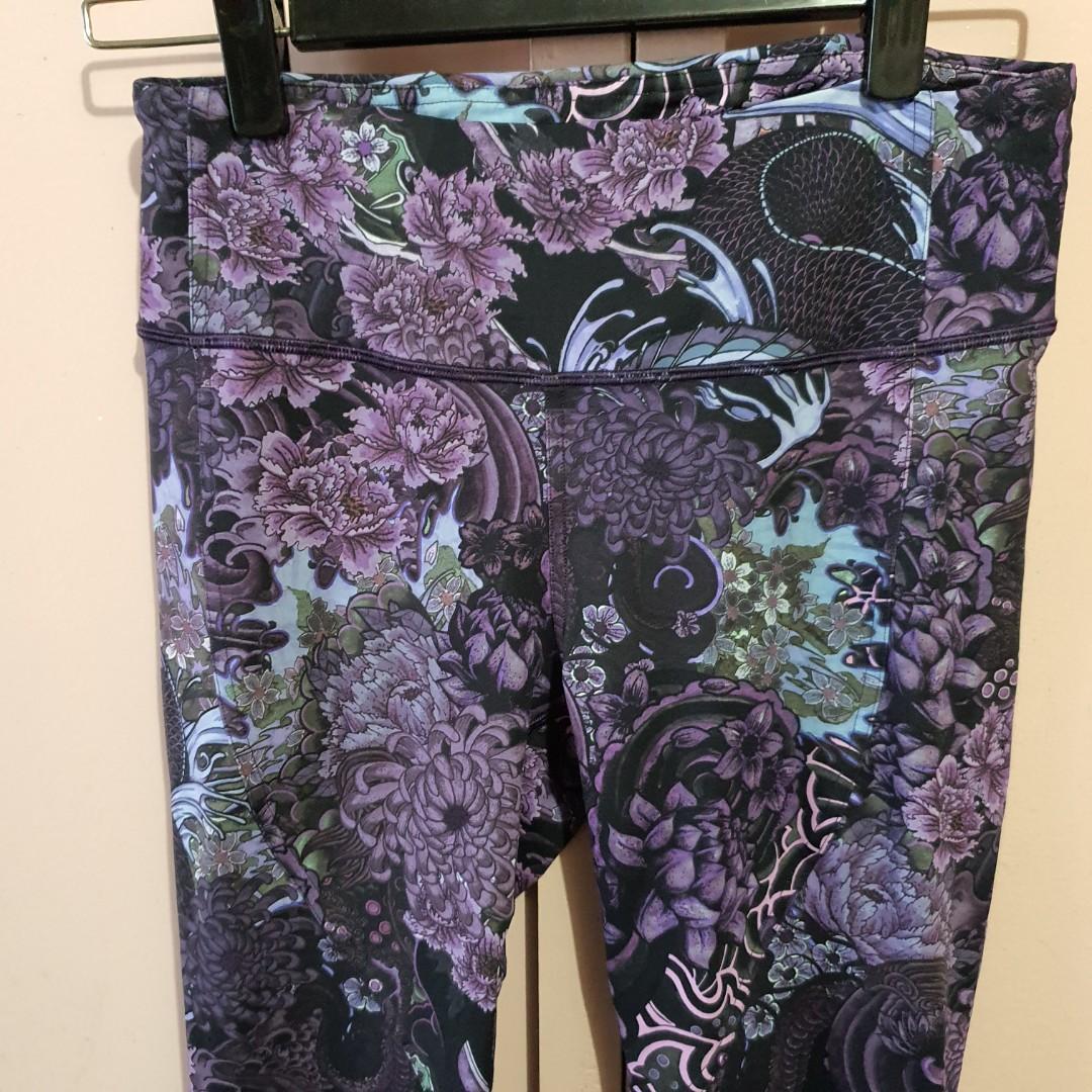 Lululemon chasing miles tight shop