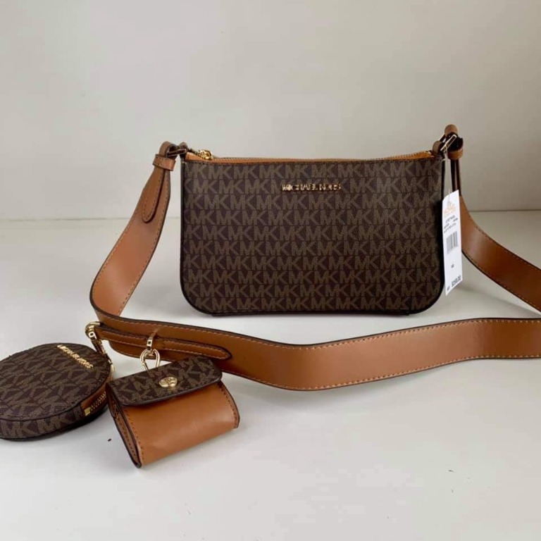 MK JET SET TRAVEL SMALL LOGO SHOULDER BAG WITH POUCHES