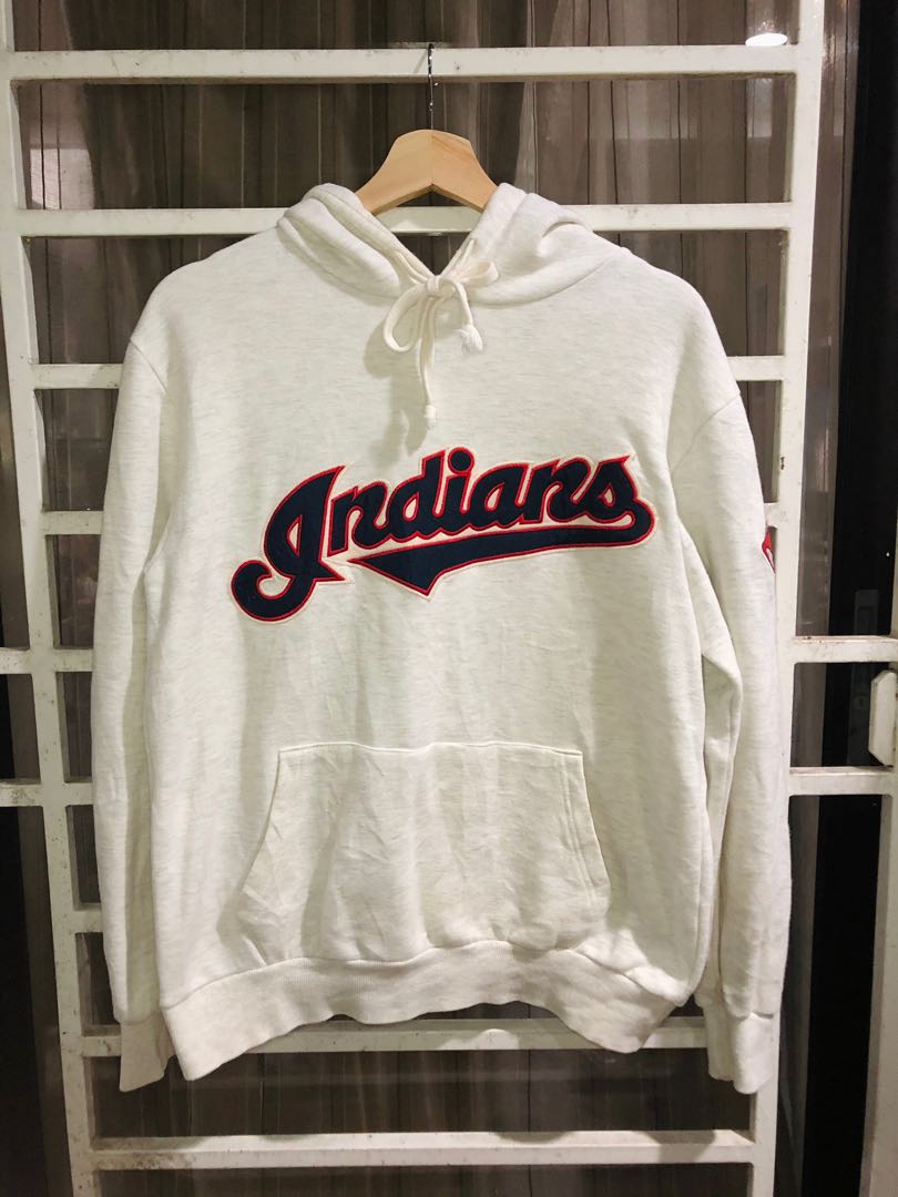 Vintage 1995 Cleveland Indians TShirt hoodie sweater long sleeve and  tank top