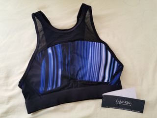 （分類：）位於 。 由 uranus.scp 提交（商品編號 1098328106，圖片 1）。簡介： 。