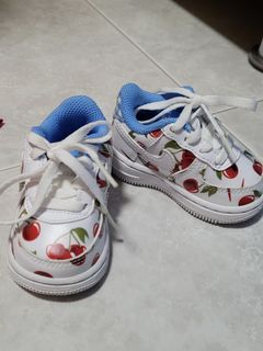 (Category: ) located in . Submitted by fairlyfancyfinds (Listing ID 1098238987, Image 1). Description: .