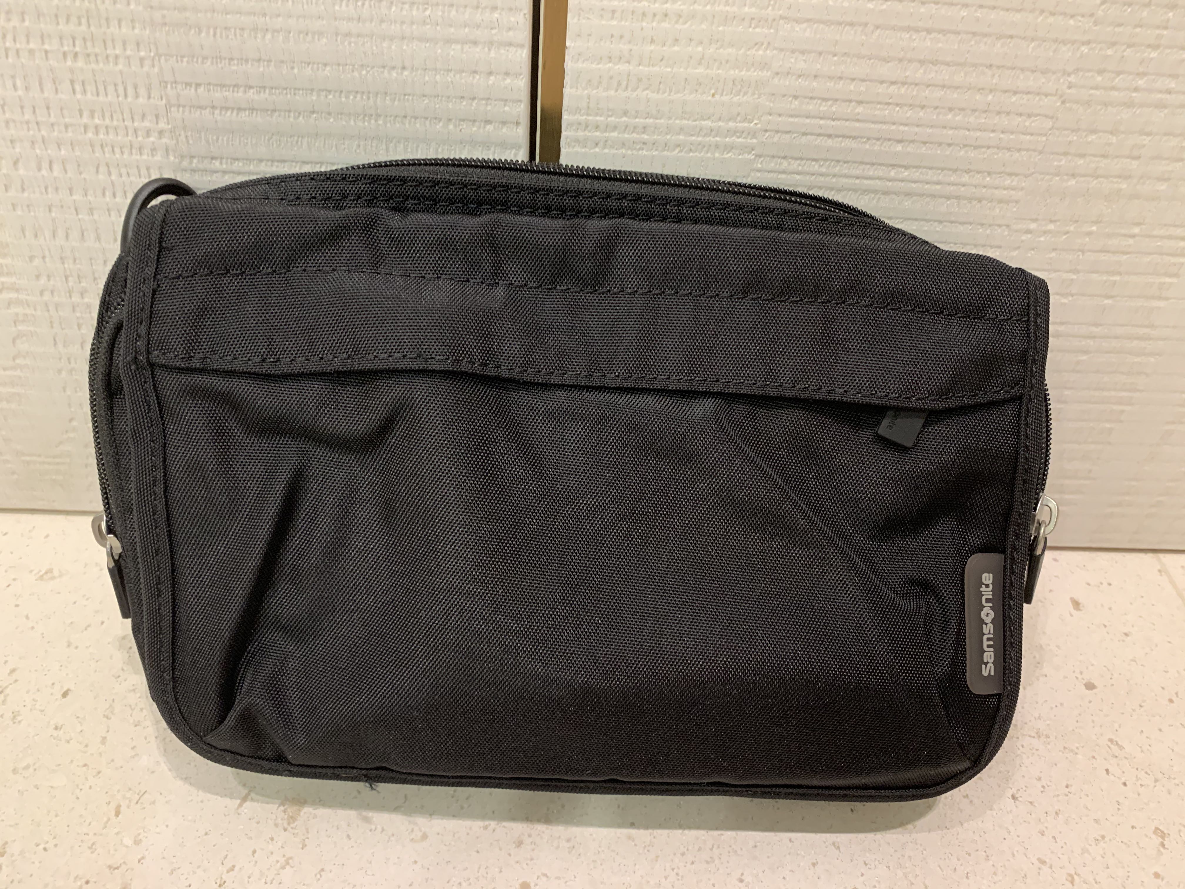 Samsonite Pouch, Men's Fashion, Bags, Belt bags, Clutches and Pouches ...