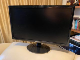 (Category: ) located in . Submitted by dantech (Listing ID 1098342700, Image 1). Description: .