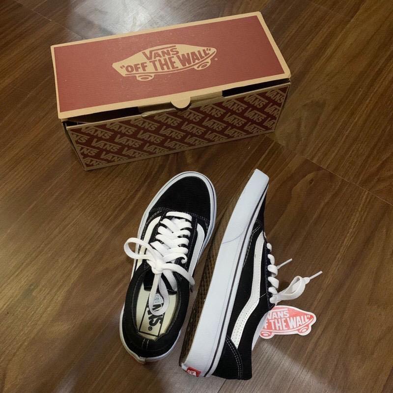 Sepatu vans 2025 authentic hitam