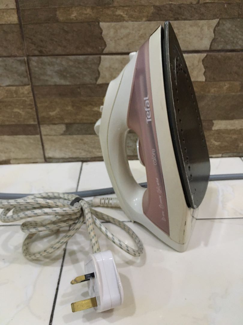 Tefal calore hot sale steam iron