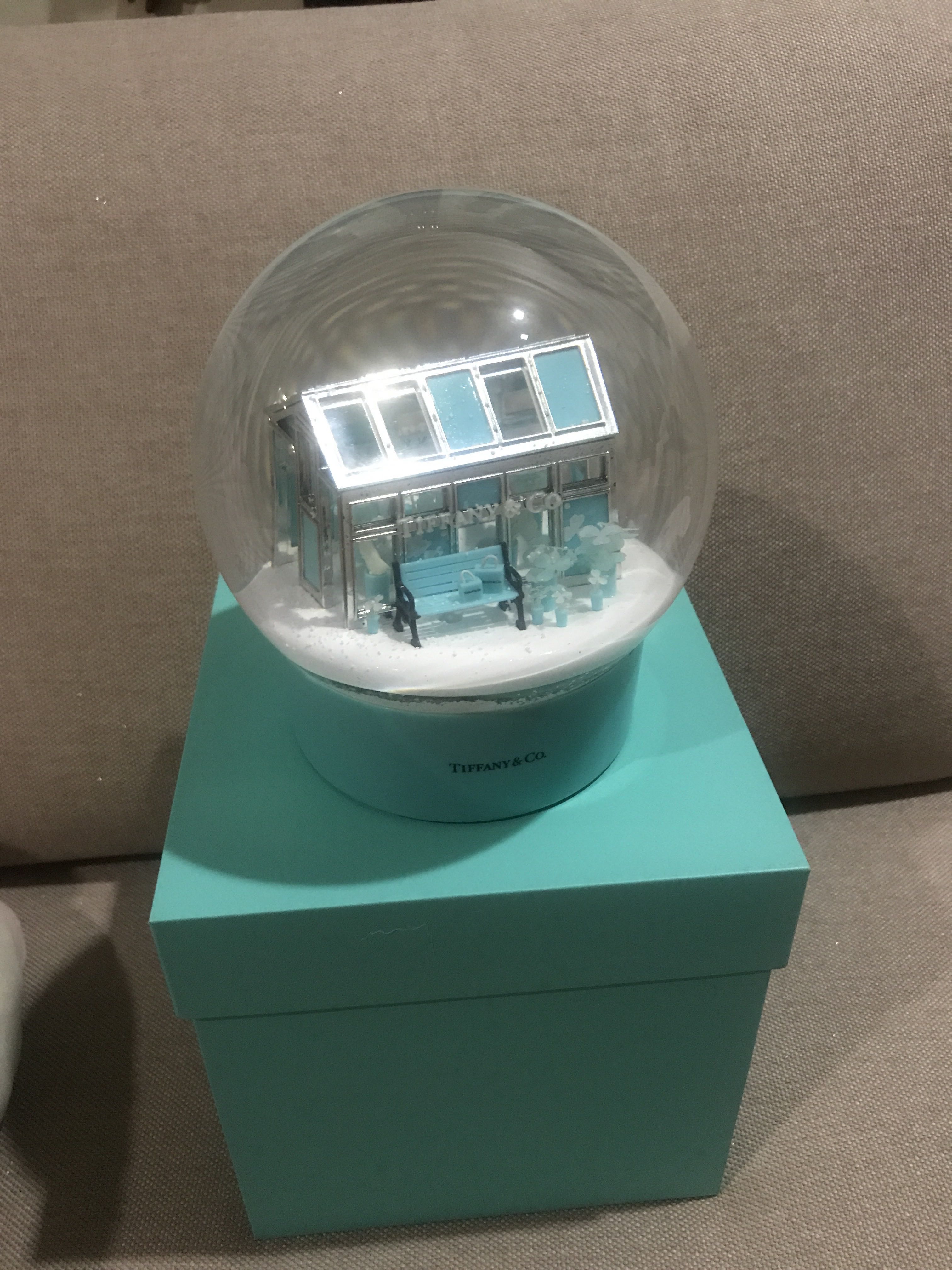 Tiffany snowglobe, Furniture & Home Living, Home Decor, Other Home Decor on  Carousell