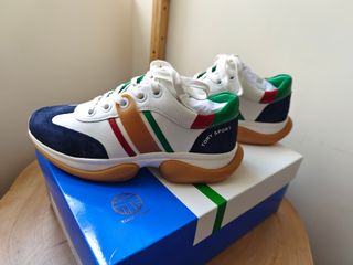 （分類：）位於 。 由 samwong6777 提交（商品編號 1098335161，圖片 1）。簡介： 。