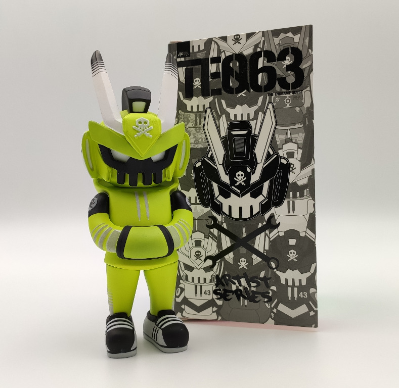 Toxic TEQ Artist Series TEQ63 by Trashbury x Quiccs, Hobbies ...