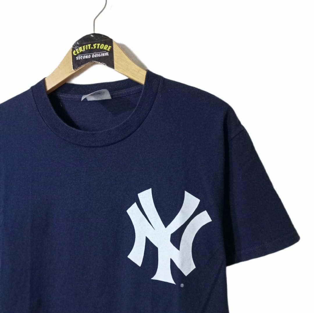 Tshirt Majestic New York Yankees, Fesyen Pria, Pakaian , Atasan di Carousell