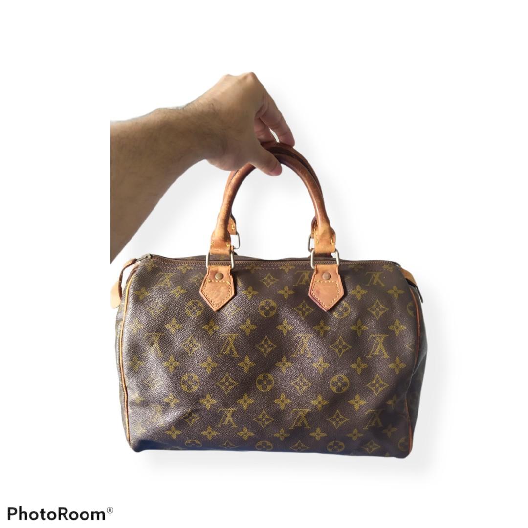 Louis Vuitton Speedy 20, Women's Fashion, Bags & Wallets, Purses & Pouches  on Carousell