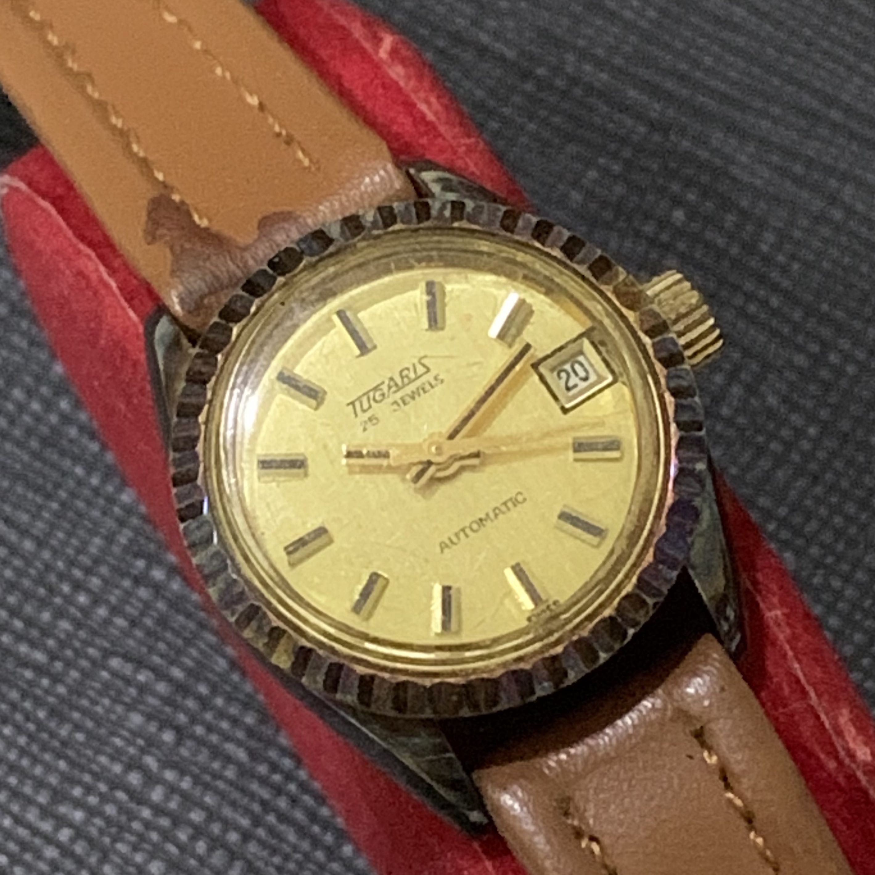 Vintage Tugaris Silver Dart Watch Hobbies Toys Memorabilia Collectibles Vintage Collectibles on Carousell