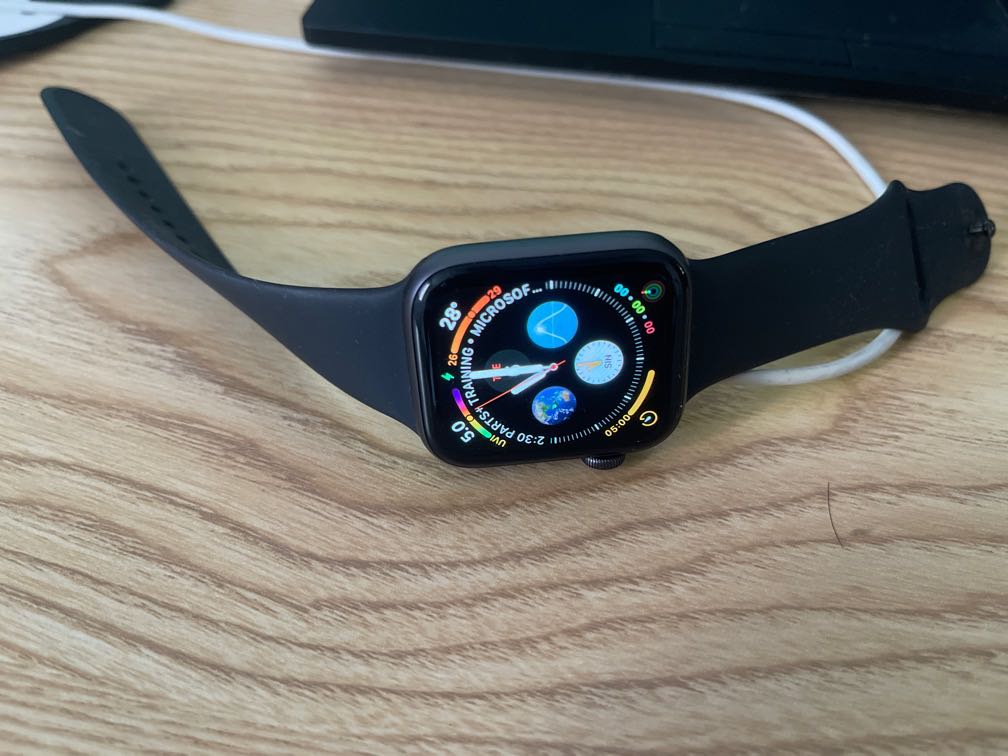 Apple Watch Series 4 GPS+Cellular 44mm, Mobile Phones \u0026 Gadgets, Wearables  \u0026 Smart Watches on Carousell