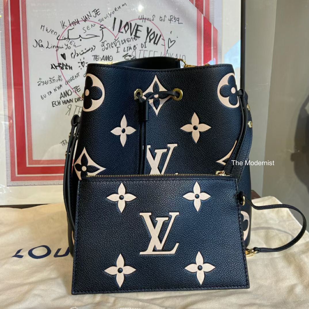 Luxury Monogram Canvas and Leather Handbag Neonoe  LOUIS VUITTON 