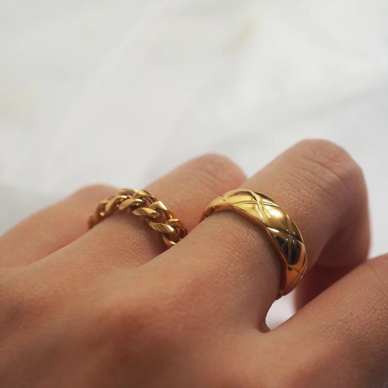 Coco crush ring replica top