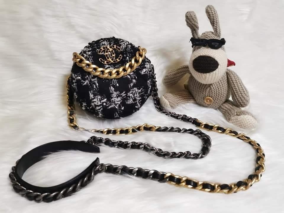 Chanel tweed round cheap bag
