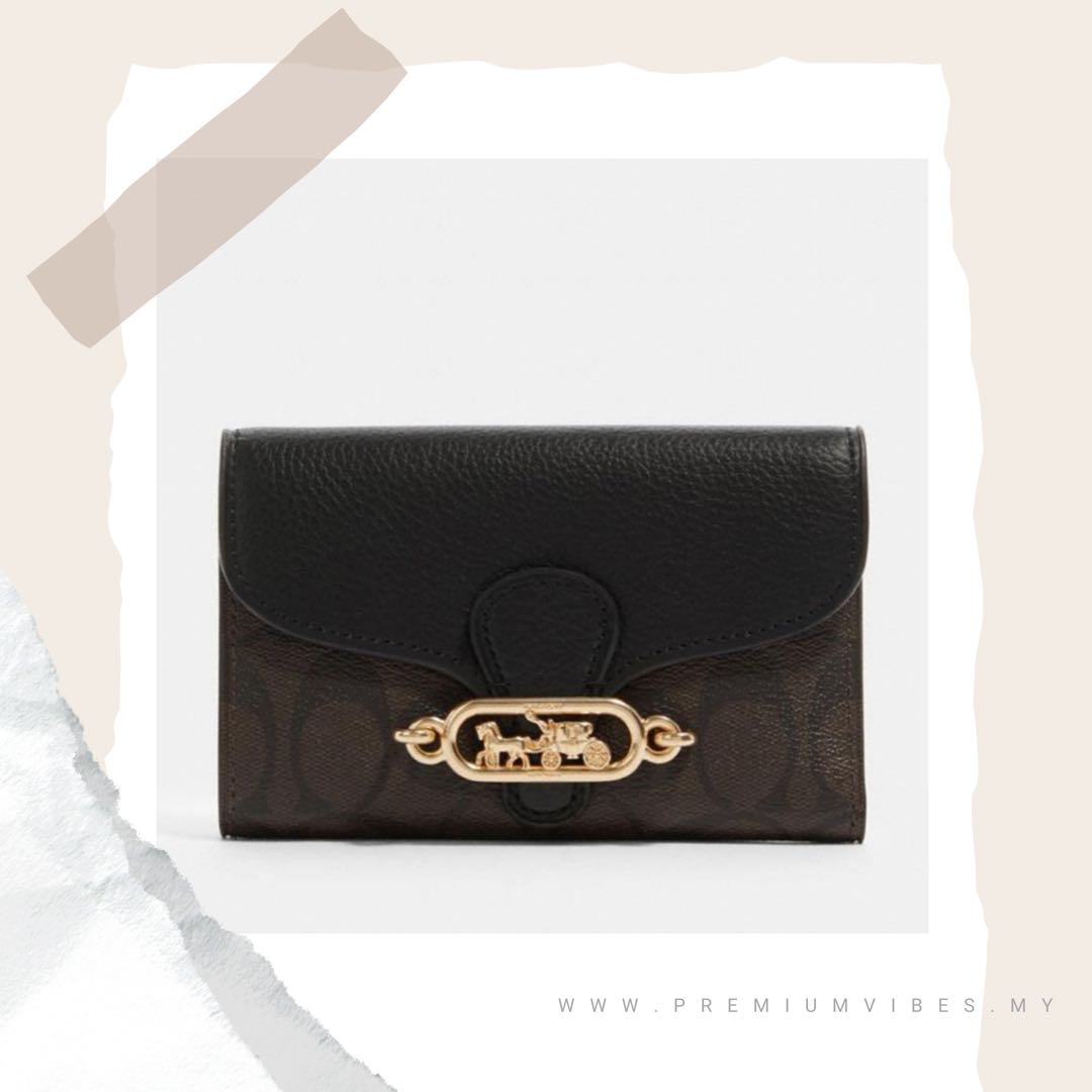 Jade medium envelope deals wallet in signature canvas