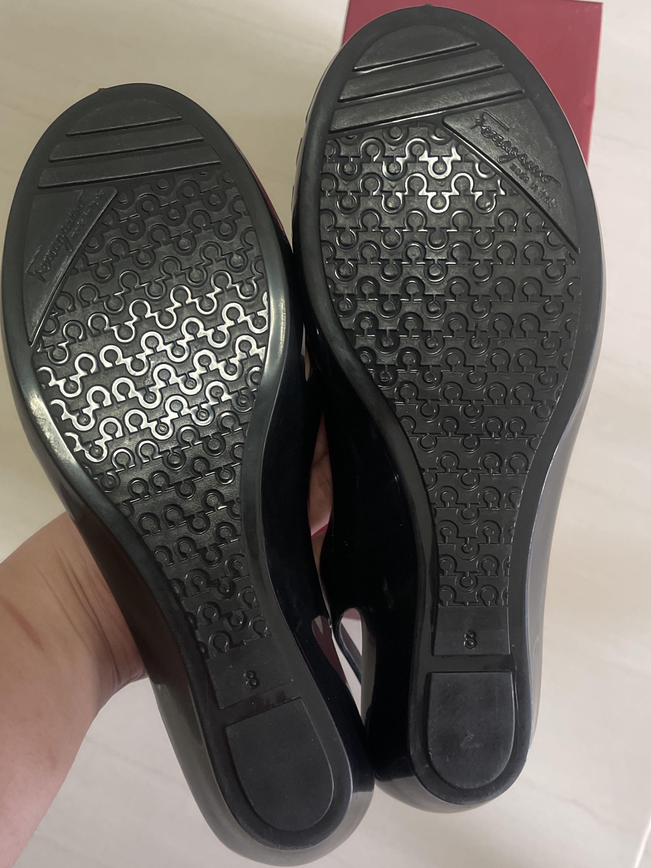 ferragamo bermuda jelly flats review