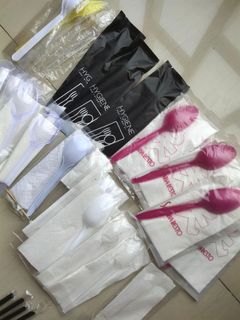 (Kategori: ) berada di . Dikirim oleh allpreloved_stuff (ID iklan 1103973525, Gambar 1). Deskripsi: .
