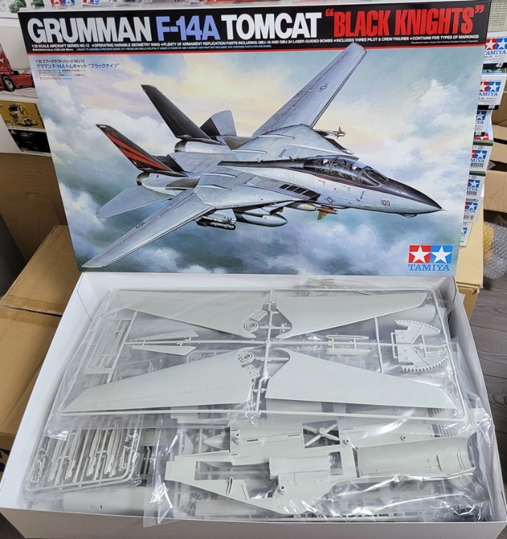TAMIYA 1/32 US Navy Grumman F-14A Tomcat Black Knights 60313 New From Japan 