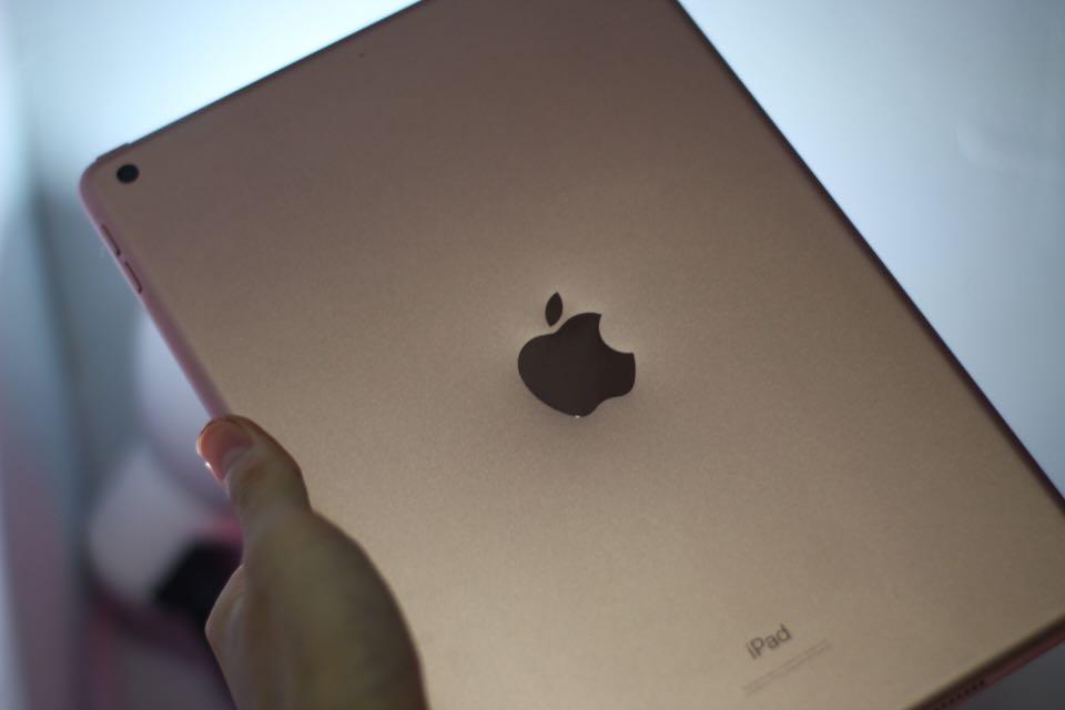 iPad 7th Gen Rose Gold 32GB (Category: iPad) located in Las Pinas. Submitted by karlfcon (Listing ID 1104092856, Image 2). Description: FOR SALE: iPad 7th 32GB 10.2 WiFi Rose Gold -Date of Purchase: July 11, 2020. Kakatapos lang ng 1 year warranty but it is doing perfectly fine -No Repair History -Reset all you can -Bagong Bago pa (Rarely Used, only for academic purposes) -With Original Box and Charging Brick -With Receipt -Ideal for online class